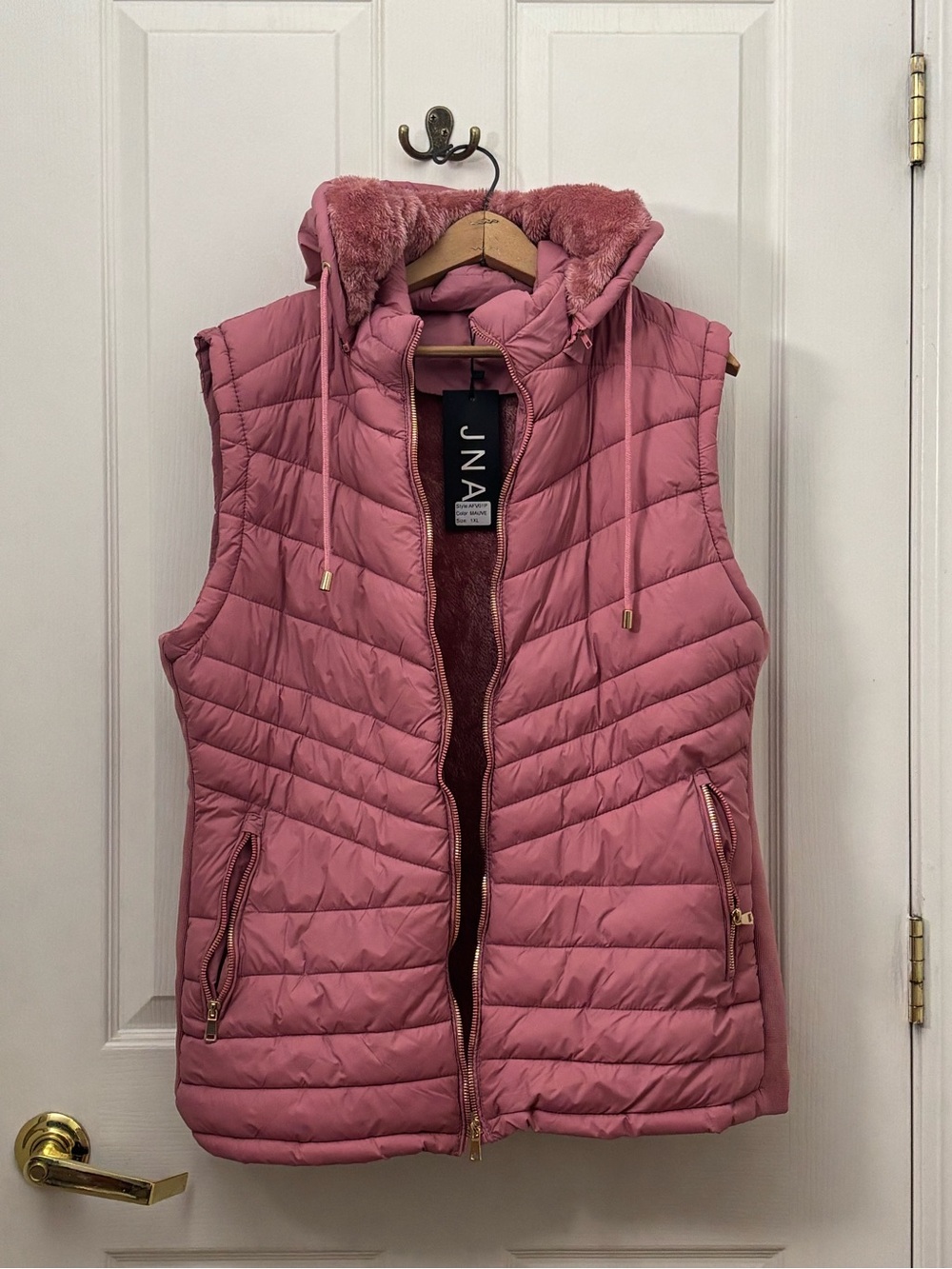 JNA Women’s 1XL Mauve Pink Hooded Puffer Vest Faux-Fur Lined NWT